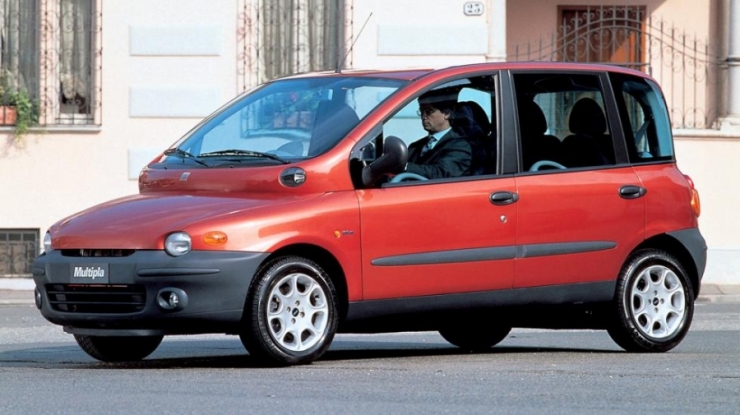 ერთი მახინჯი მანქანის ამბავი: Fiat Multipla