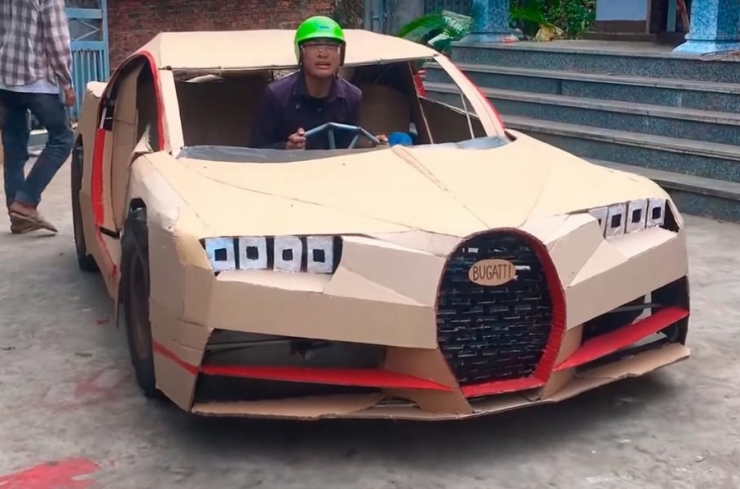 მუყაოსგან დამზადებული Bugatti Chiron, რომელიც დადის(+ვიდეო)