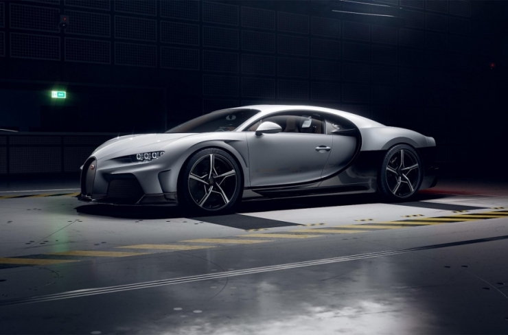 Bugatti-იმ წარმოადგინა ახალი ჰიპერქარი Chiron Super Sport 