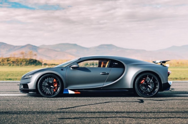 Bugatti წარმოადგინა საავიაციო Chiron Sport