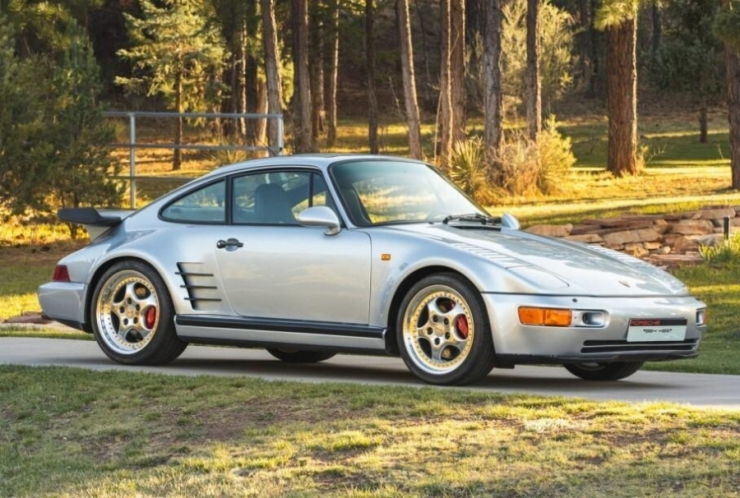 იყიდება უიშვიათესი Porsche 911, თან საკმაოდ ძვირად 