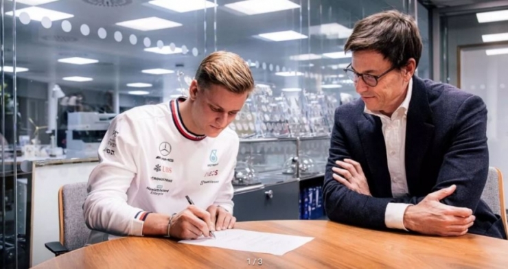 Mercedes F1-მა კონტრაქტი გააფორმა შუმახერის შვილთან 2023 წლის სეზონისთის