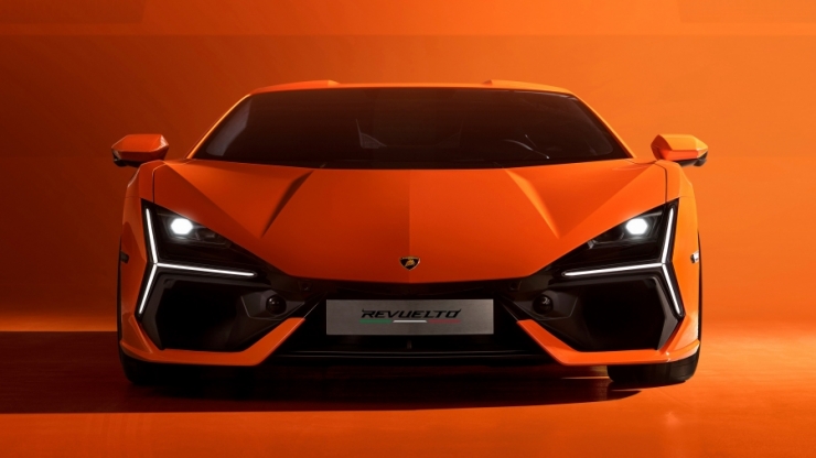 გაიცანით Aventador-ის მემკვიდრე - სუპერჰიბრიდი Lamborghini Revuelto