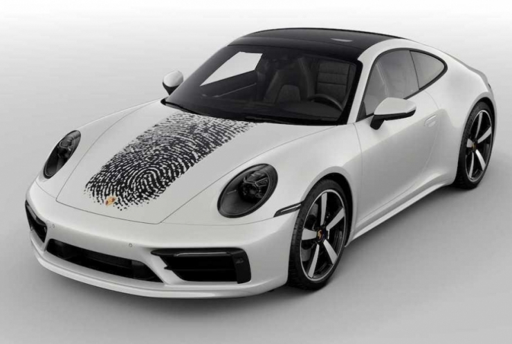 Porsche 911-ის მფლობელებს კაპოტზე საკუთარი თითის ანაბეჭდის დატოვება შეეძლებათ