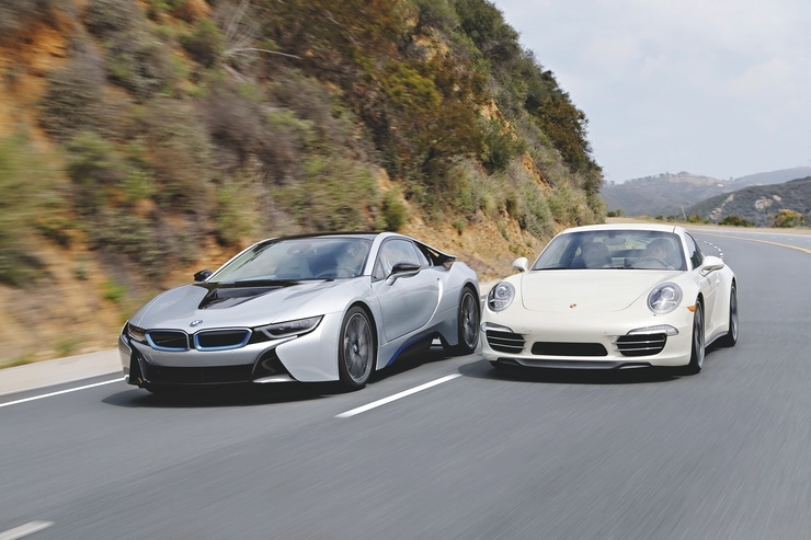 თაობების დუელი: BMW i8 და Porsche 911