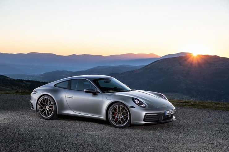 უფრო ძლიერი, უფრო სწრაფი და ციფრული! - ახალი Porsche 911